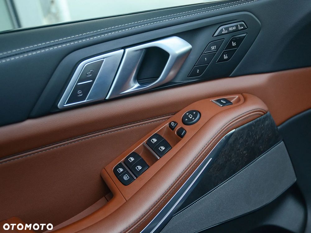 BMW X7 xDrive40i mHEV M Sport sport - 25