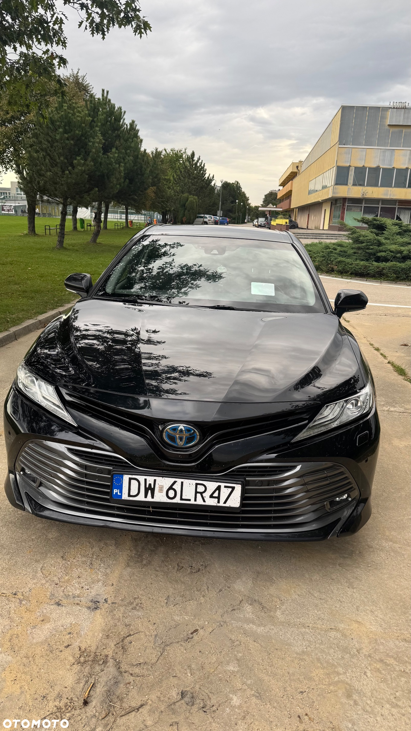 Toyota Camry 2.5 Hybrid Executive CVT - 3