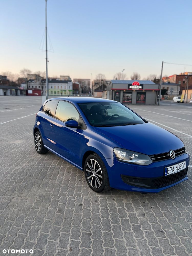 Volkswagen Polo - 1