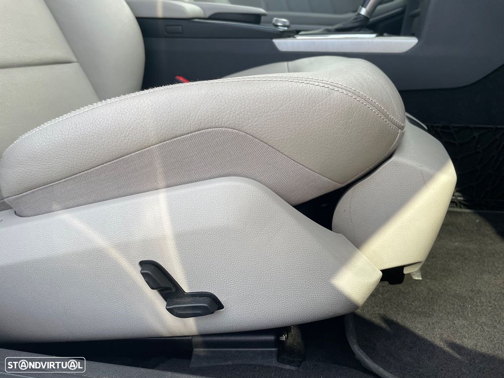 Mercedes-Benz E 250 CDi Avantgarde BlueEfficiency Auto. - 14