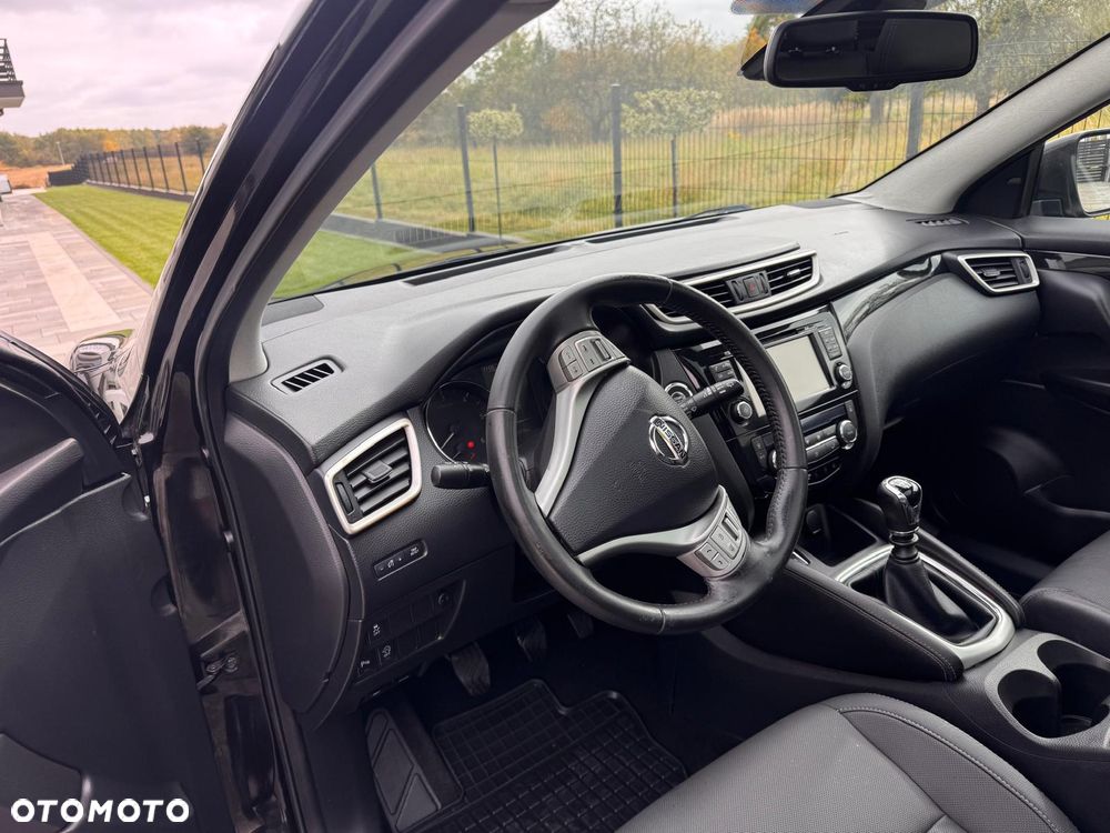 Nissan Qashqai 1.5 dCi Tekna EU6 - 14