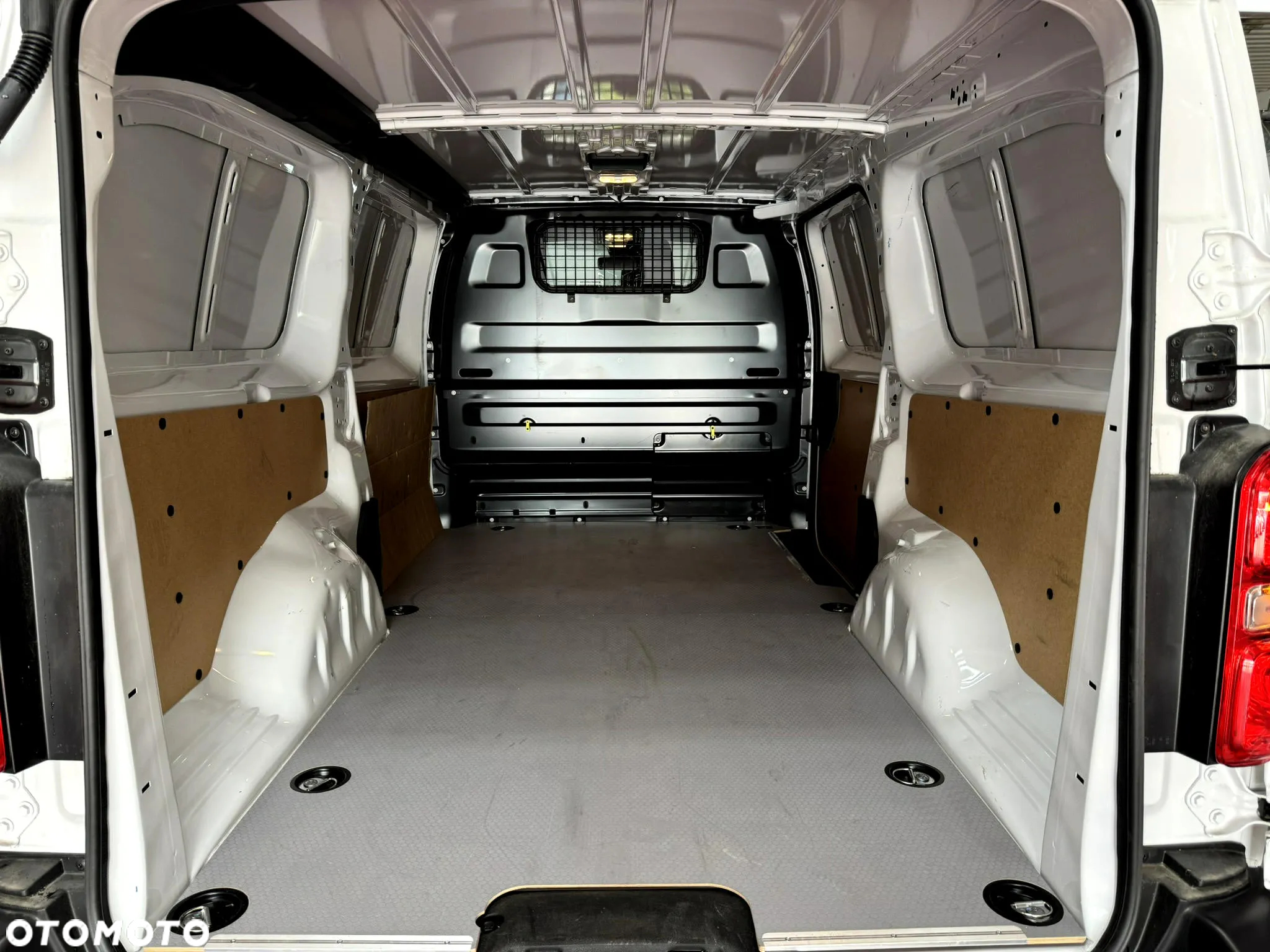 Toyota Proace - 12