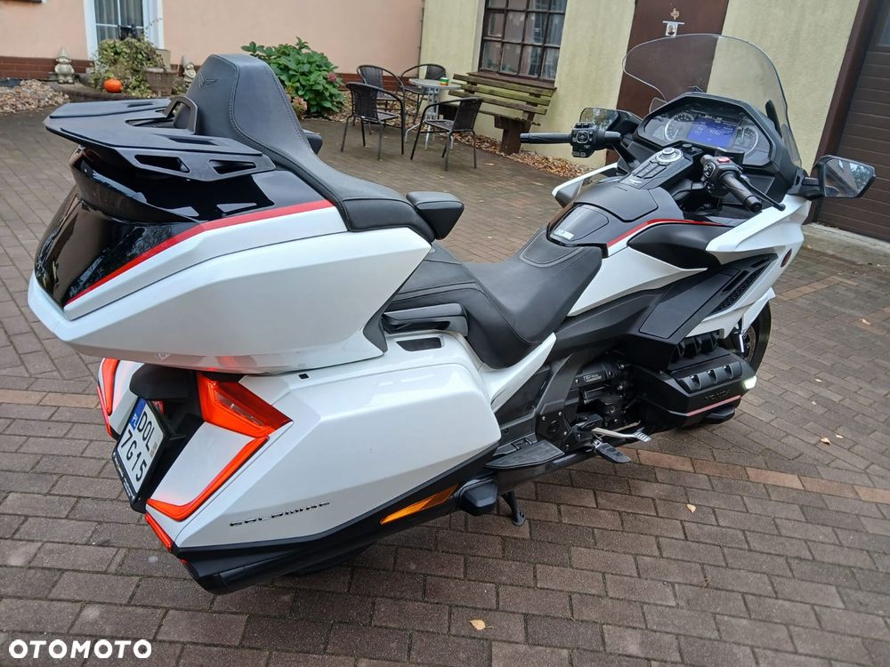 Honda GL - 12