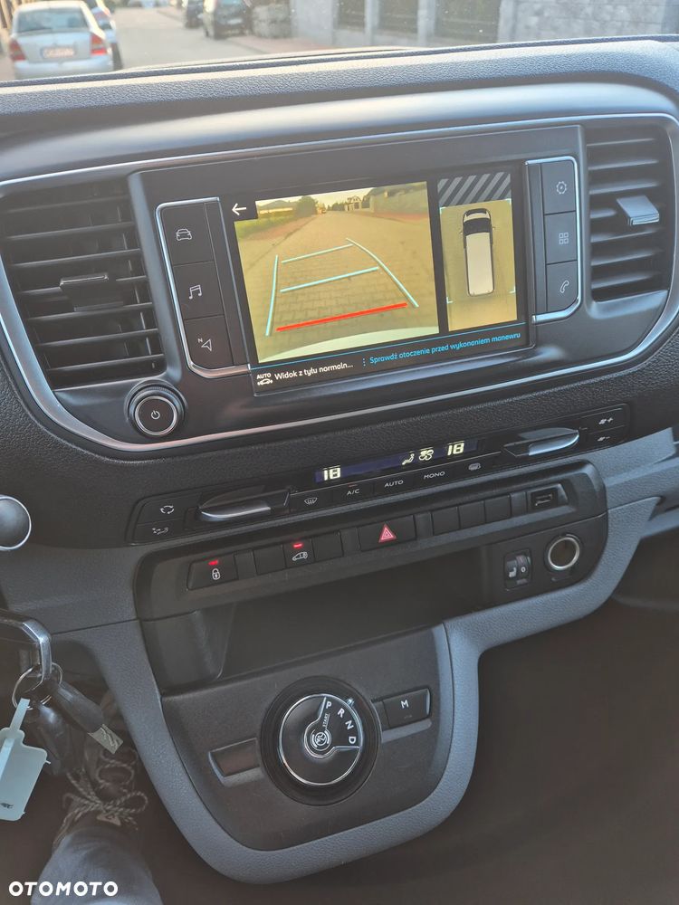 Toyota Proace L2 2020r 2.0HDI BLIS KAMERA  FULL SERVIS ASO JAK NOWY 100% BEZWYPADKOWY - 17