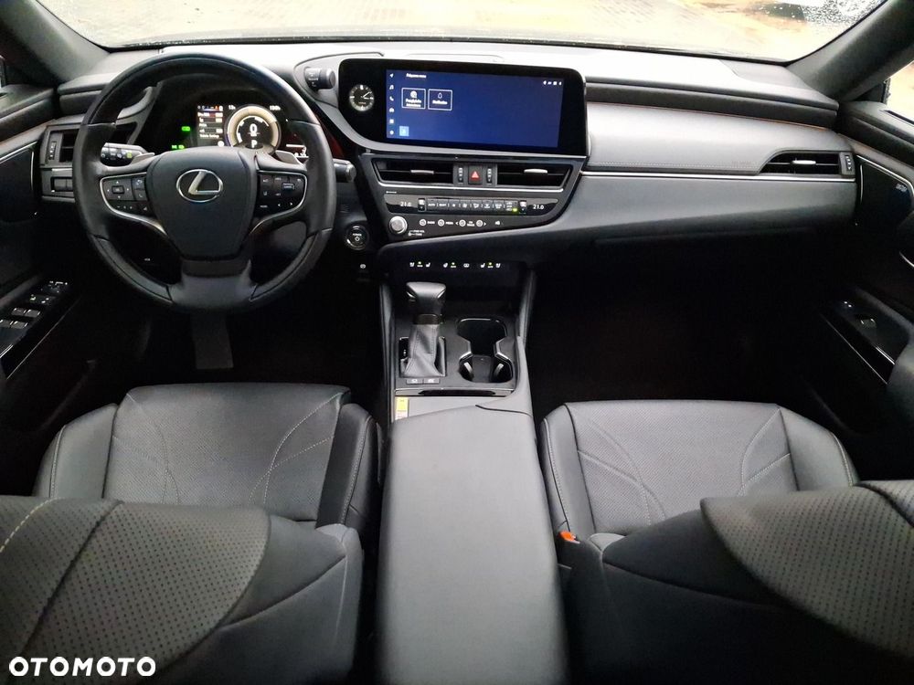 Lexus ES 300h Prestige - 13