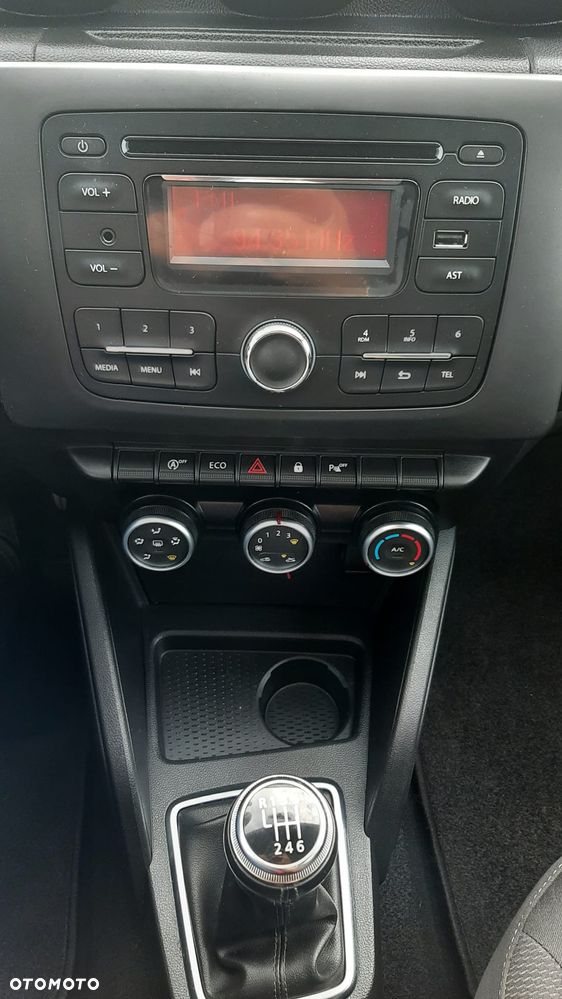Dacia Duster TCe 130 2WD GPF Comfort - 24