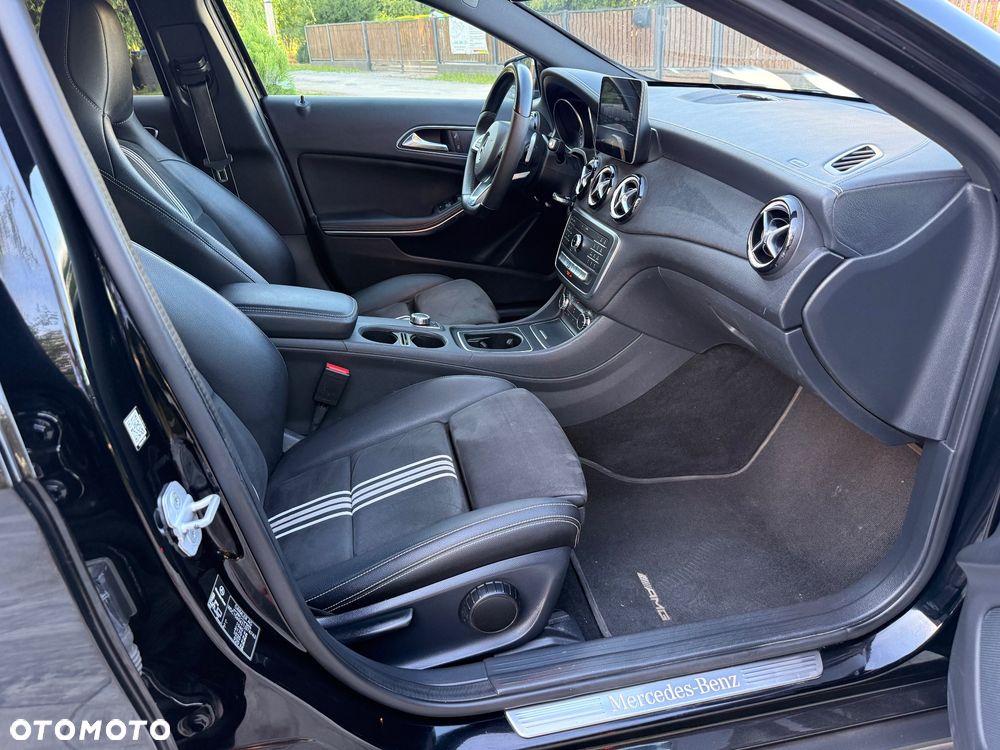 Mercedes-Benz GLA 180 7G-DCT AMG Line - 7
