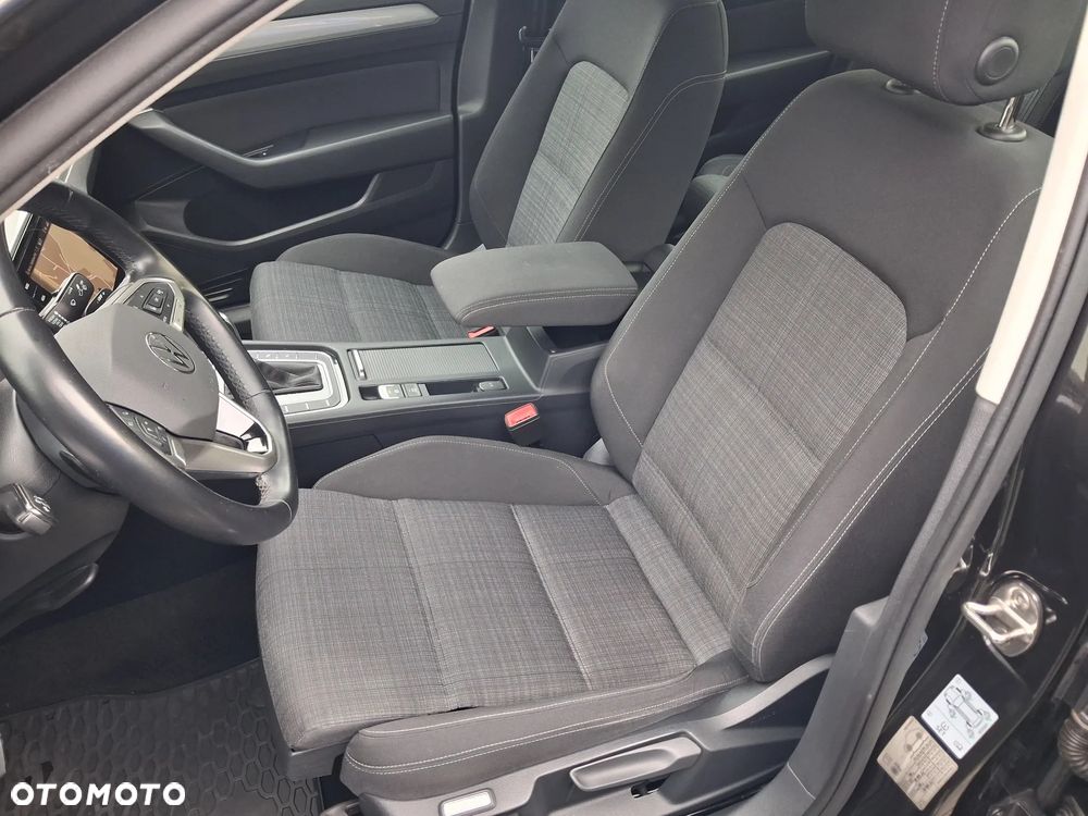 Volkswagen Passat 1.5 TSI EVO Business DSG - 31