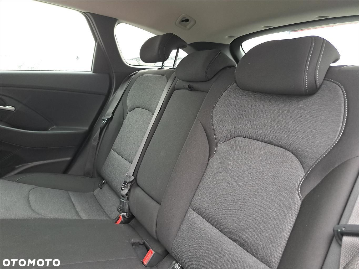 Hyundai i30 - 16