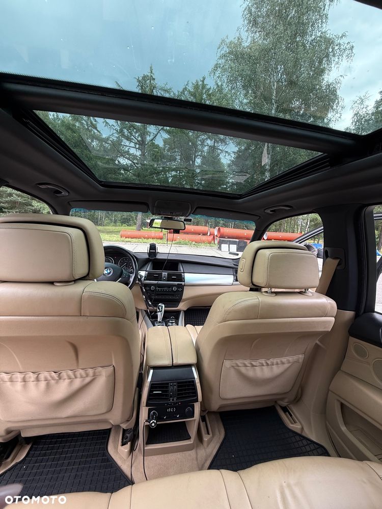 BMW X5 4.8i xDrive - 20