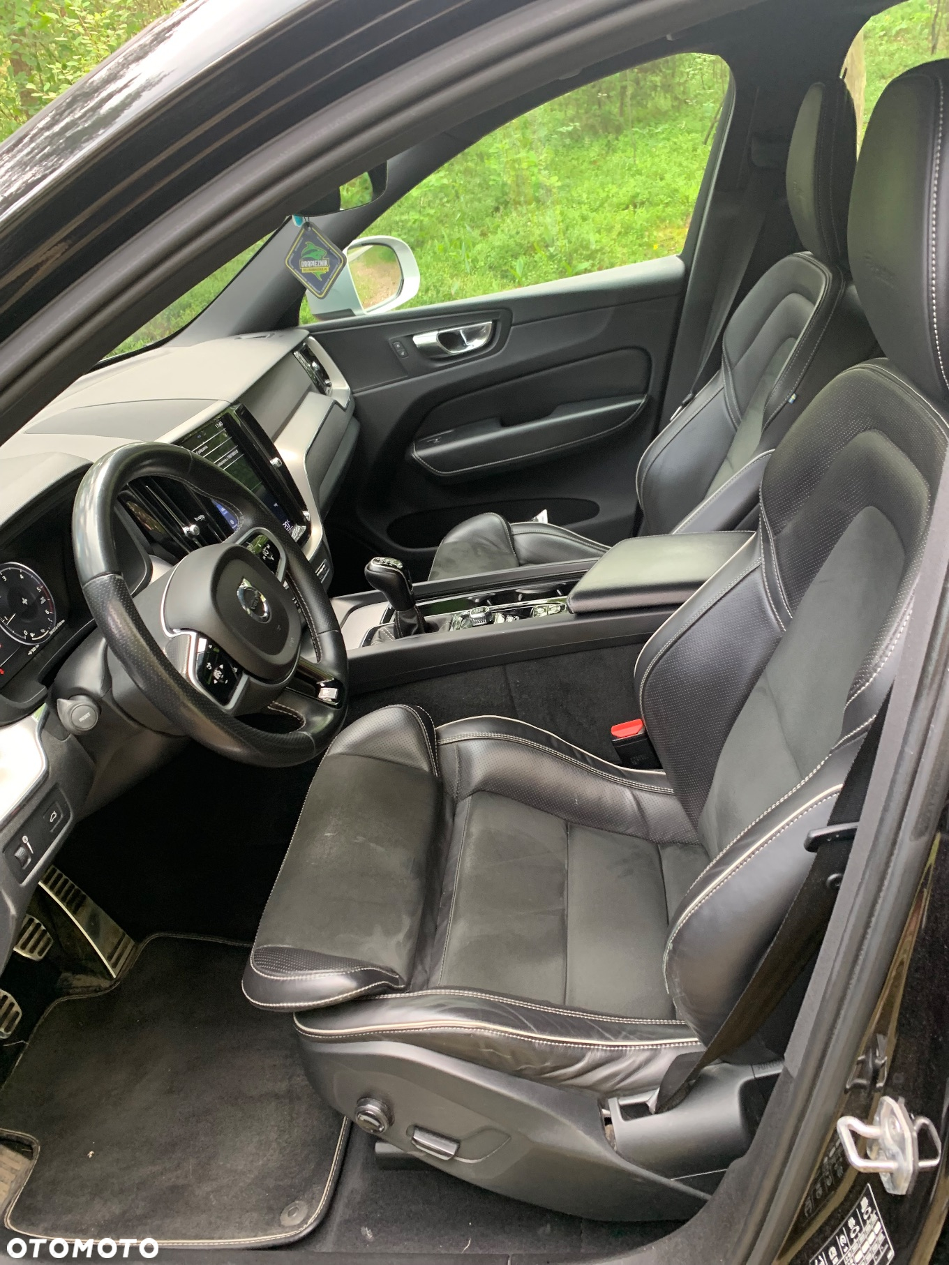 Volvo XC 60 D3 R-Design - 8
