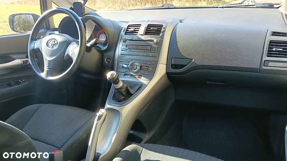 Toyota Auris 1.6 VVT-i Prestige - 5