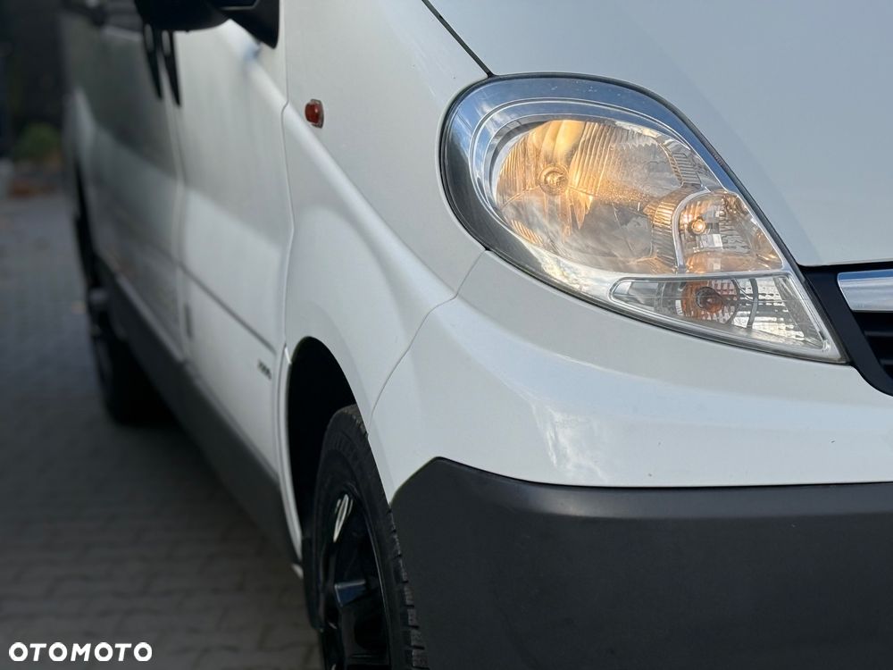Opel Vivaro - 16