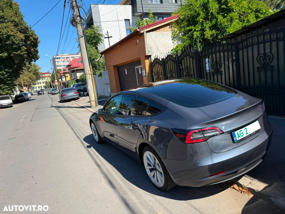 Tesla Model 3 Long Range RWD Premium - 2