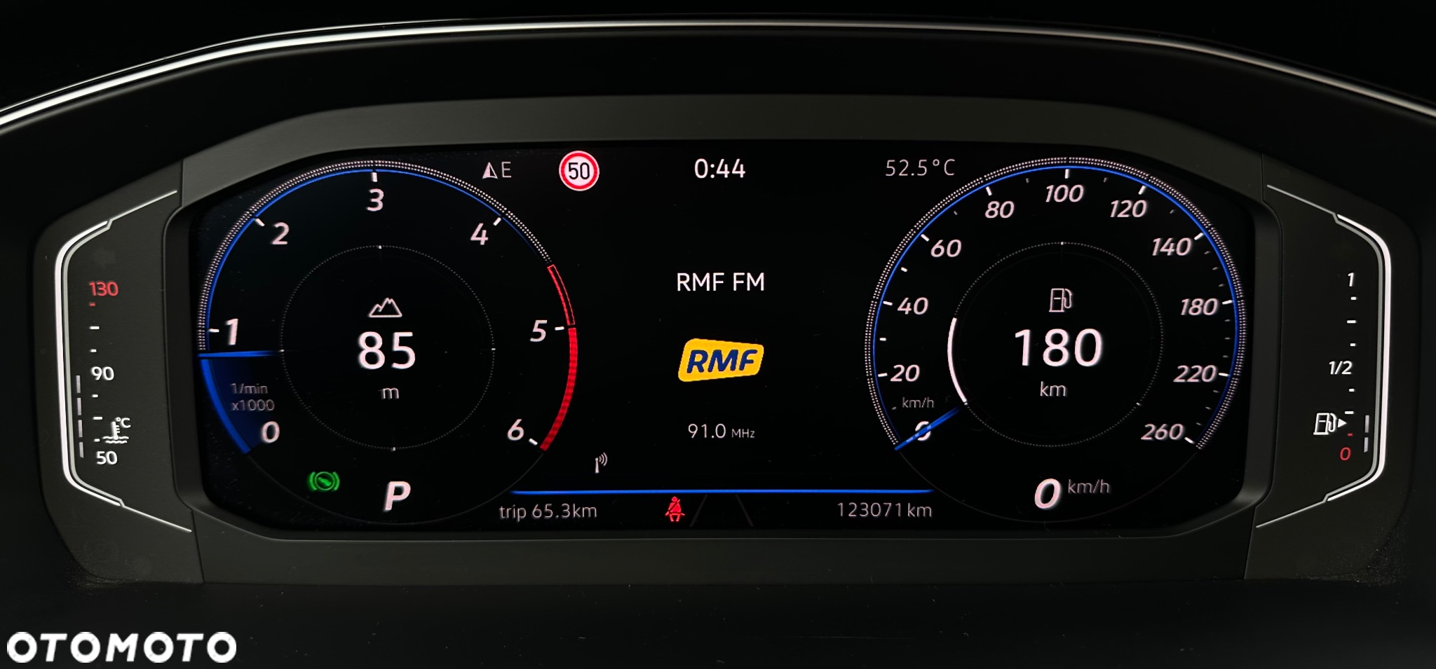 Volkswagen Passat 2.0 TDI BMT Comfortline DSG - 11