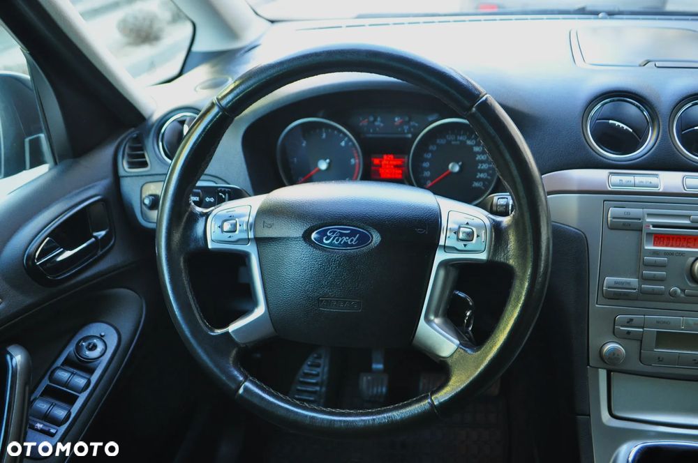 Ford Galaxy 2.0 TDCi Ghia - 20