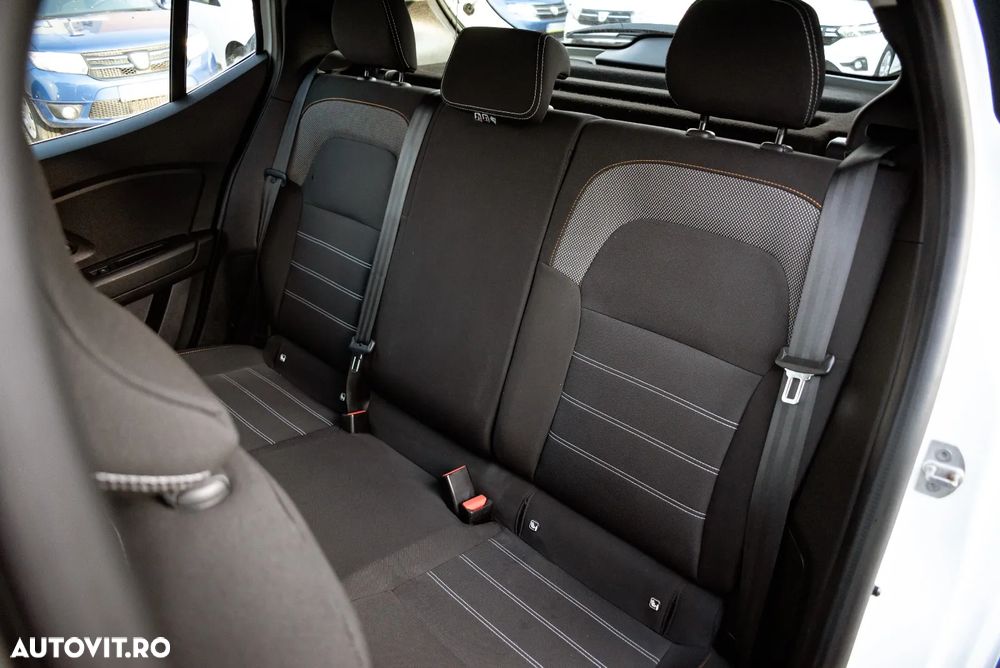 Dacia Sandero Stepway TCe 90 MT6 Comfort - 16