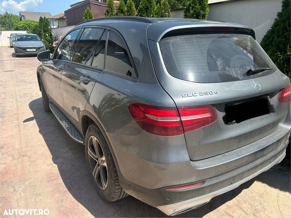 Mercedes-Benz GLC 250 d 4MATIC - 4