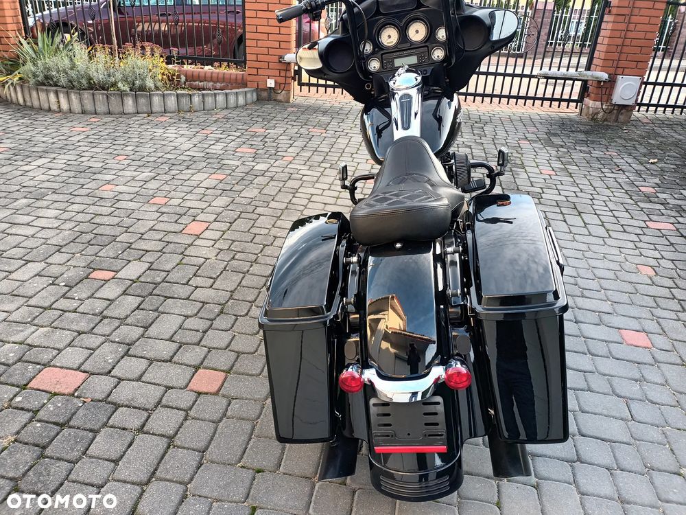 Harley-Davidson Touring Street Glide - 6