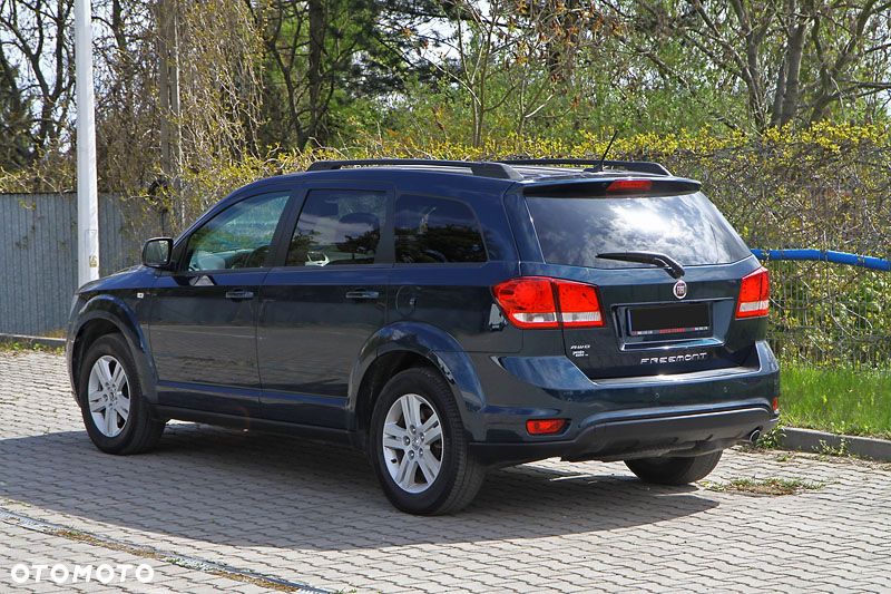 Fiat Freemont 2.0 Multijet Black Code AWD - 2