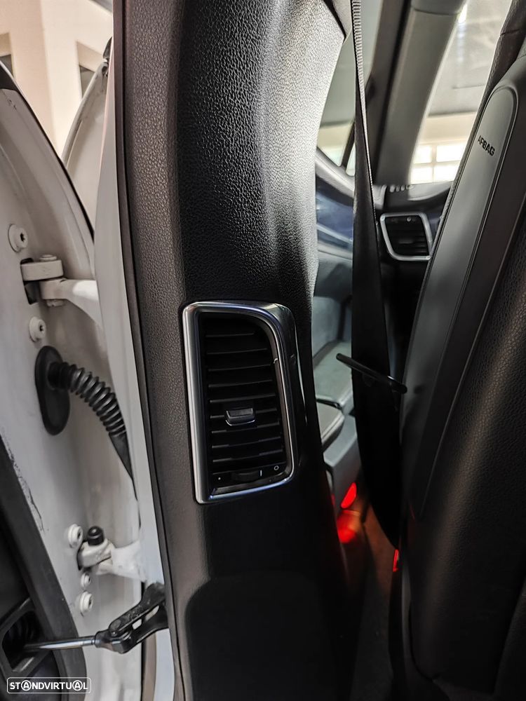 Porsche Panamera Platinum Edition - 27