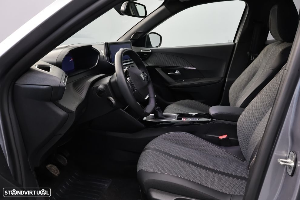 Peugeot 2008 1.2 PureTech Allure - 20