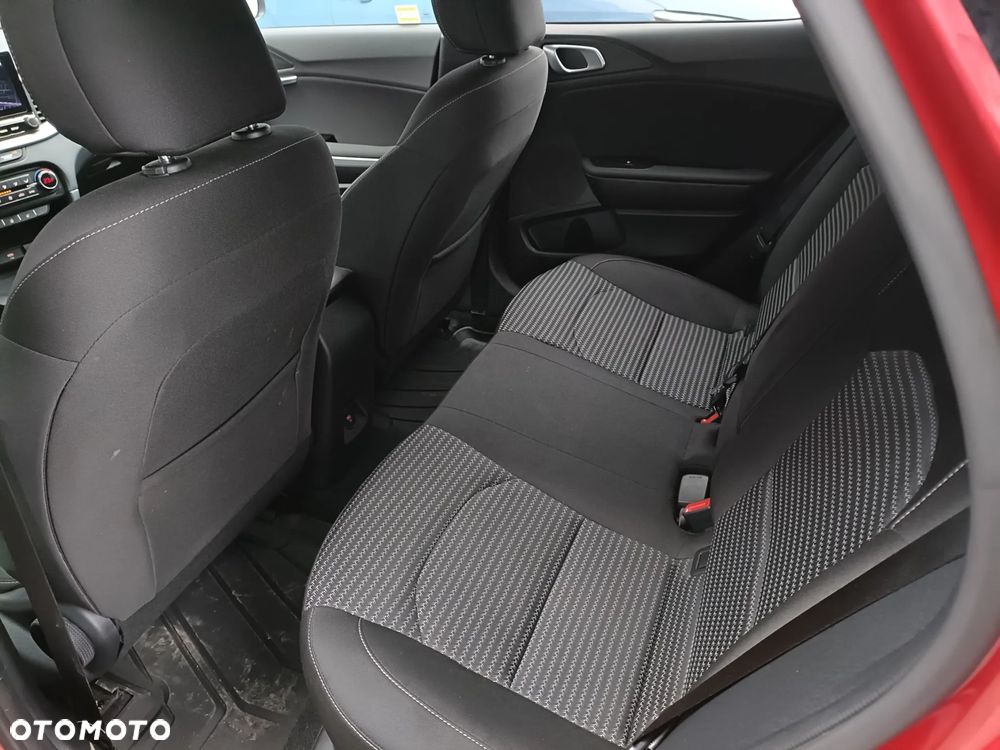 Kia XCeed 1.5 T-GDI M - 20