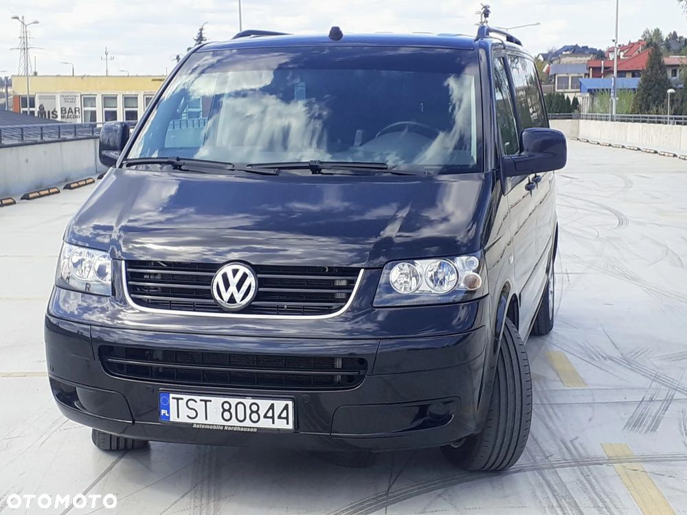 Volkswagen Multivan - 2