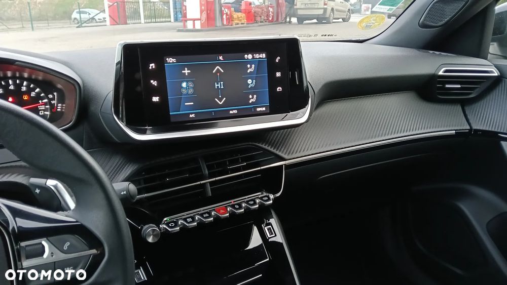 Peugeot 2008 1.5 BlueHDi Allure Pack S&S EAT8 - 25