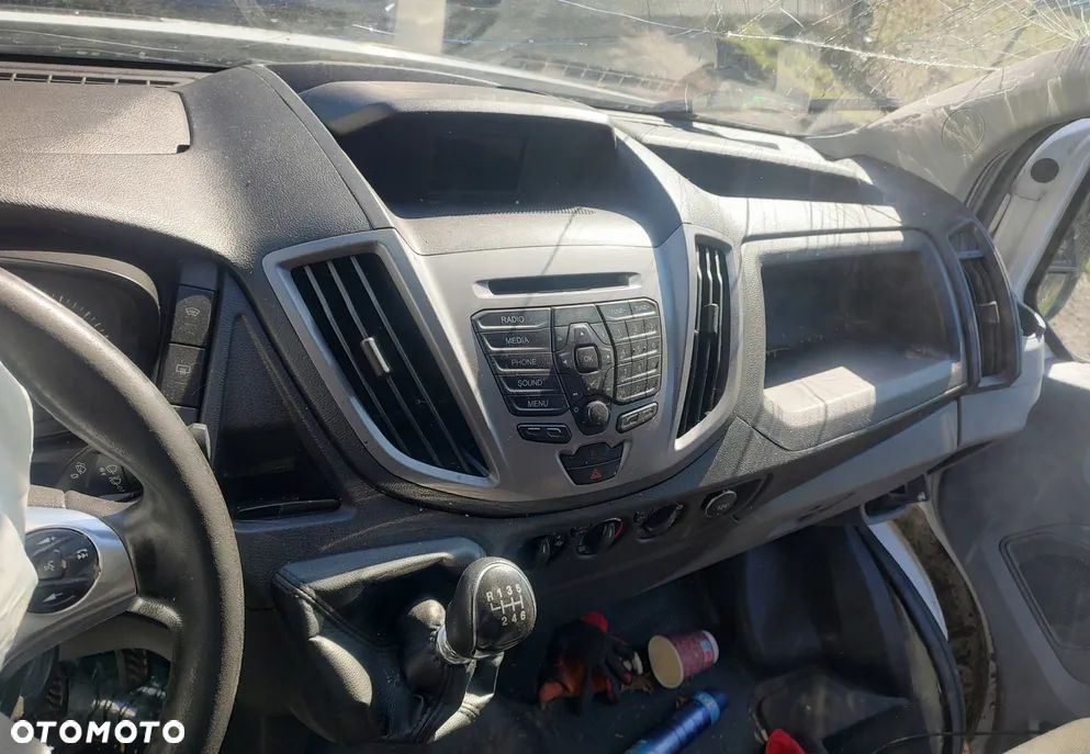 Ford Transit MK8 KONSOLA DESKA 2017 - 5