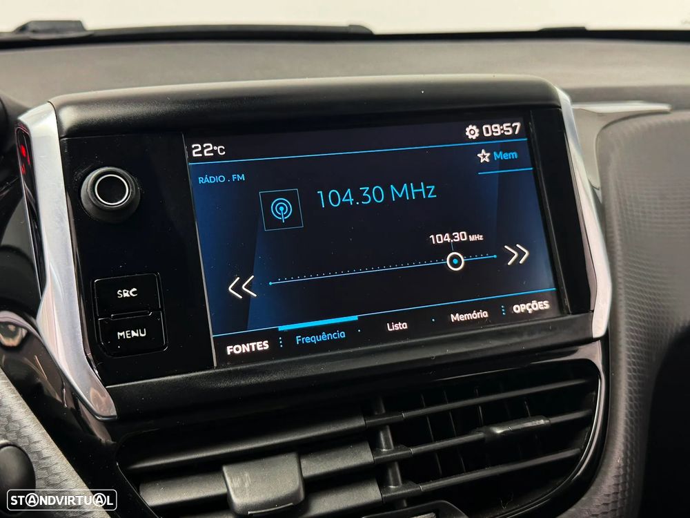 Peugeot 2008 1.2 PureTech Style - 18