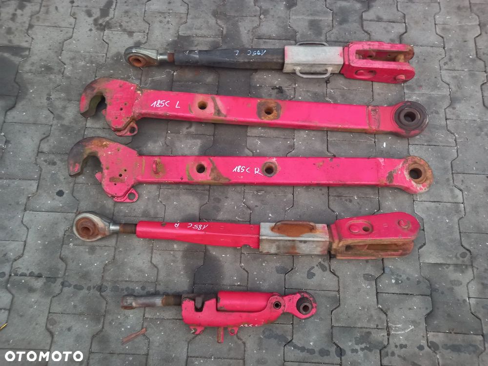 Wieszak podnośnika McCormick XTX MTX TTX Case MX - 6