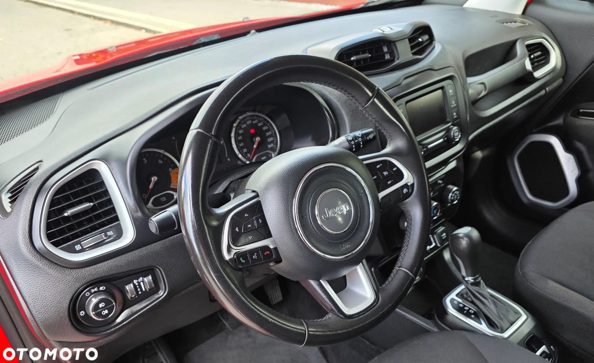 Jeep Renegade 1.6 MultiJet DSG Limited - 12