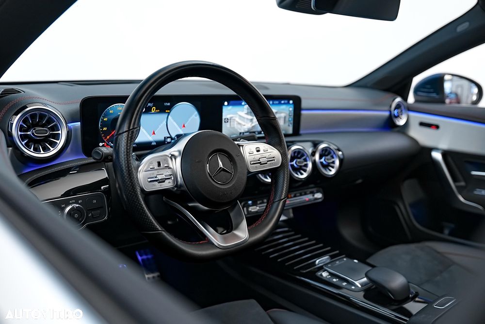 Mercedes-Benz CLA 200 7G-DCT AMG Line - 13