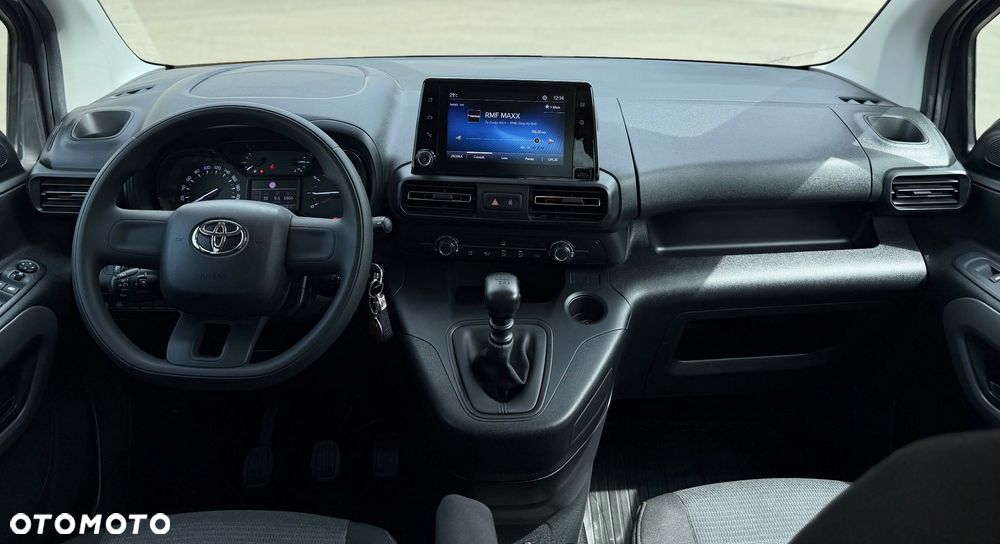 Toyota Proace City Verso Long 1.2 D-4T Business - 28