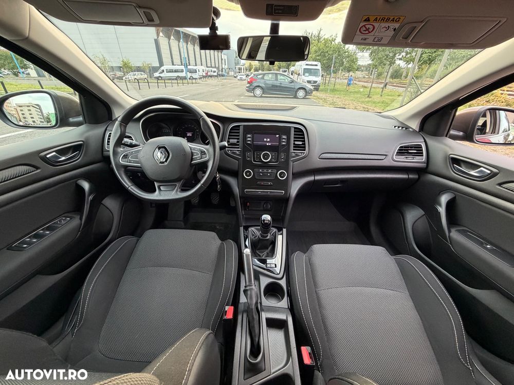 Renault Megane - 7