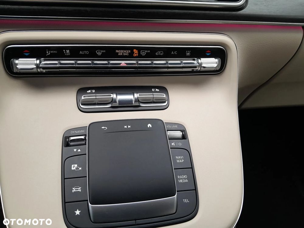 Mercedes-Benz EQV - 11