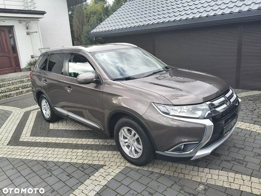 Mitsubishi Outlander - 23