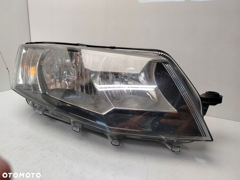 skoda octavia iii 12r- reflektor lampa prawy przód prawa przednia - 4