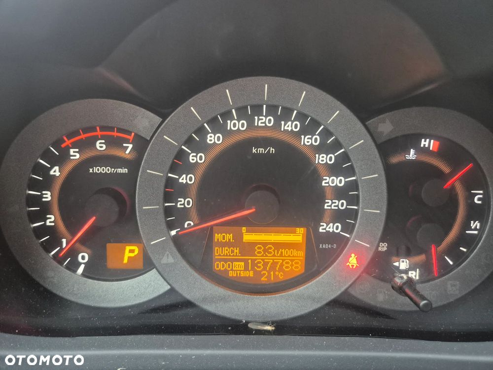 Toyota RAV4 2.2 D-CAT 2010 - 9