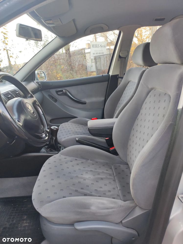 Seat Toledo 1.9 TDI Signo - 14