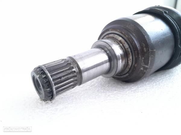 Transmissao Frente Esq Fiat Punto (176_) - 2