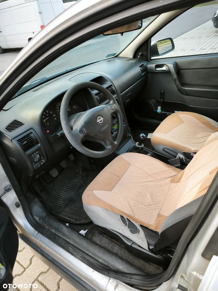 Opel Astra - 3