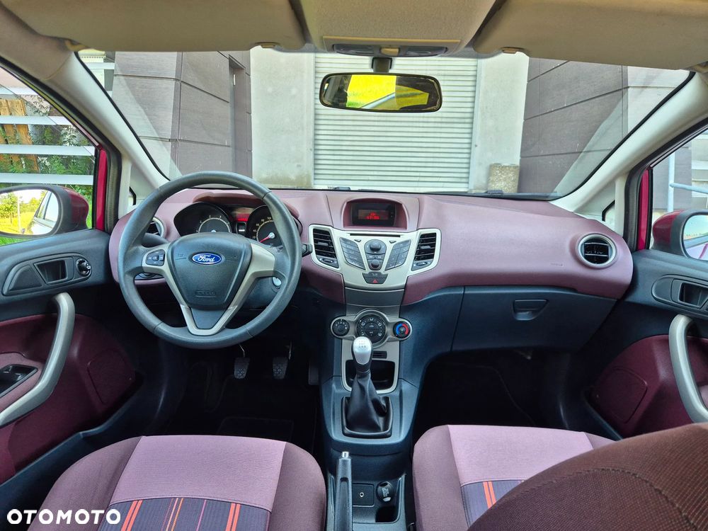 Ford Fiesta 1.25 Celebration - 7