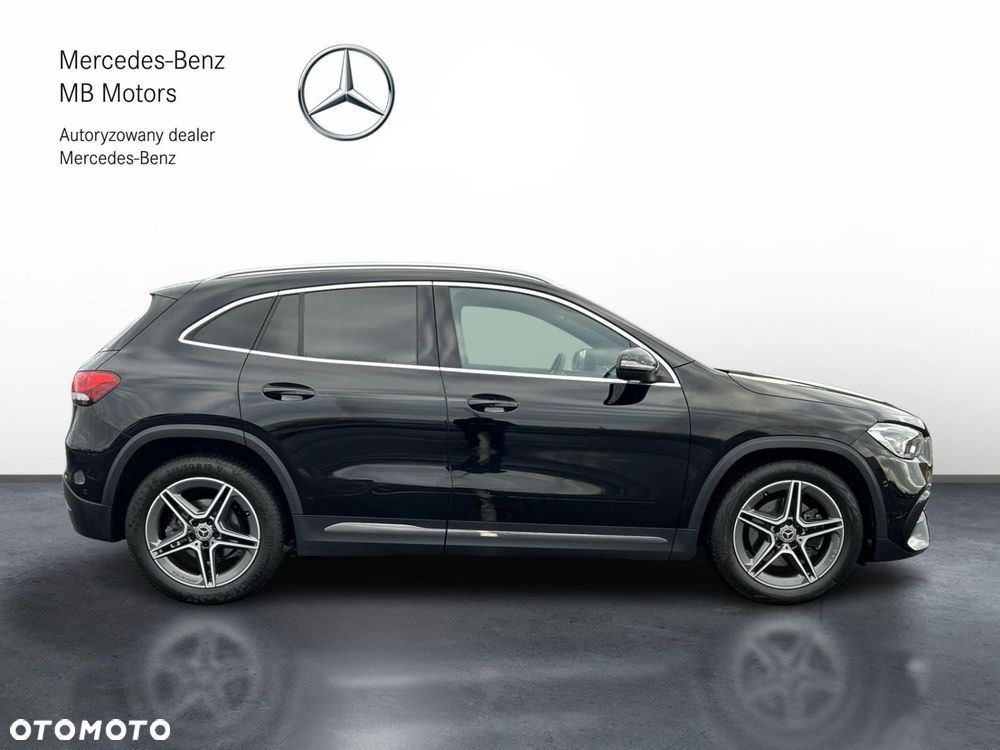 Mercedes-Benz GLA - 7