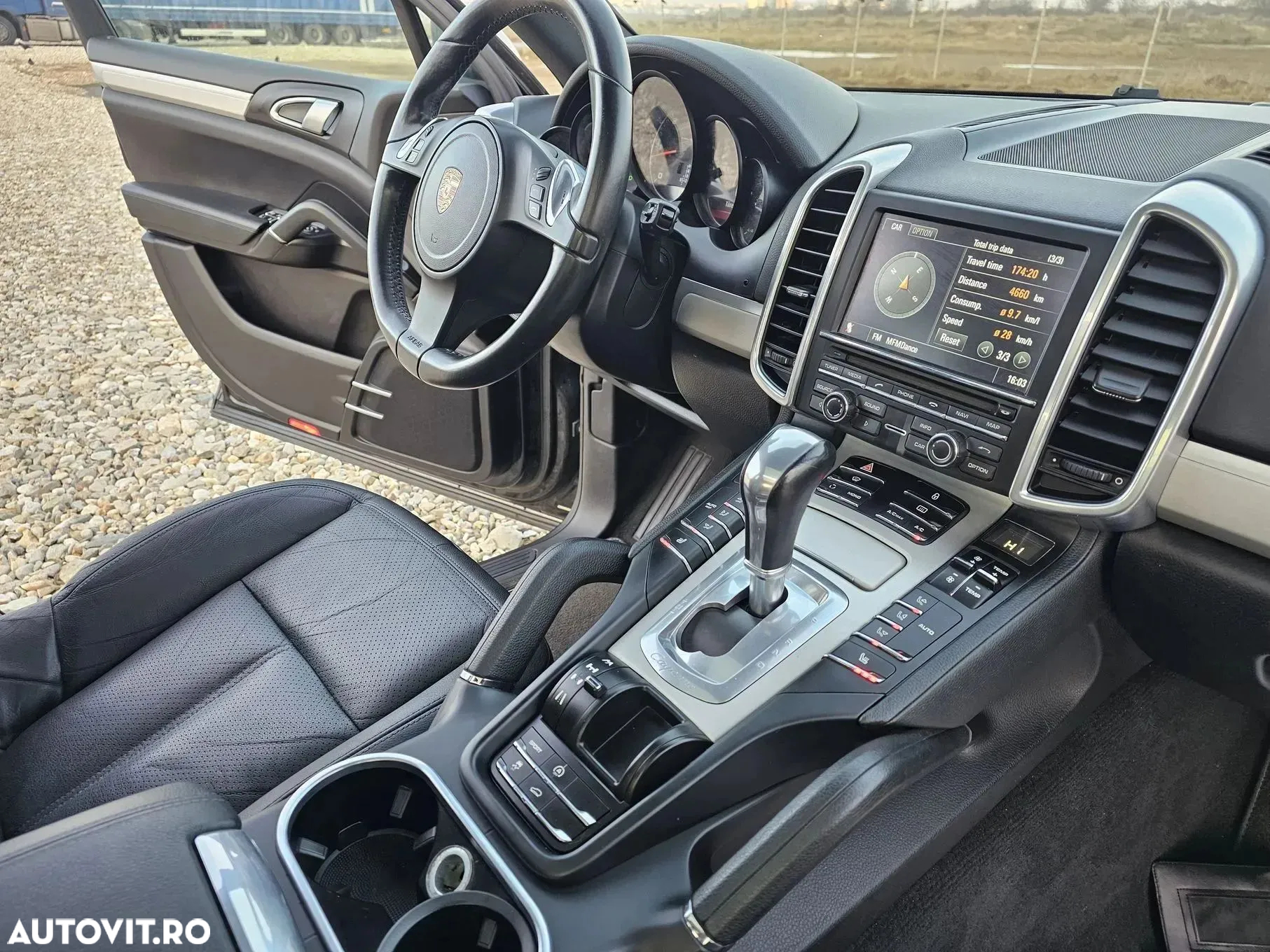 Porsche Cayenne Diesel Platinum Edition - 25