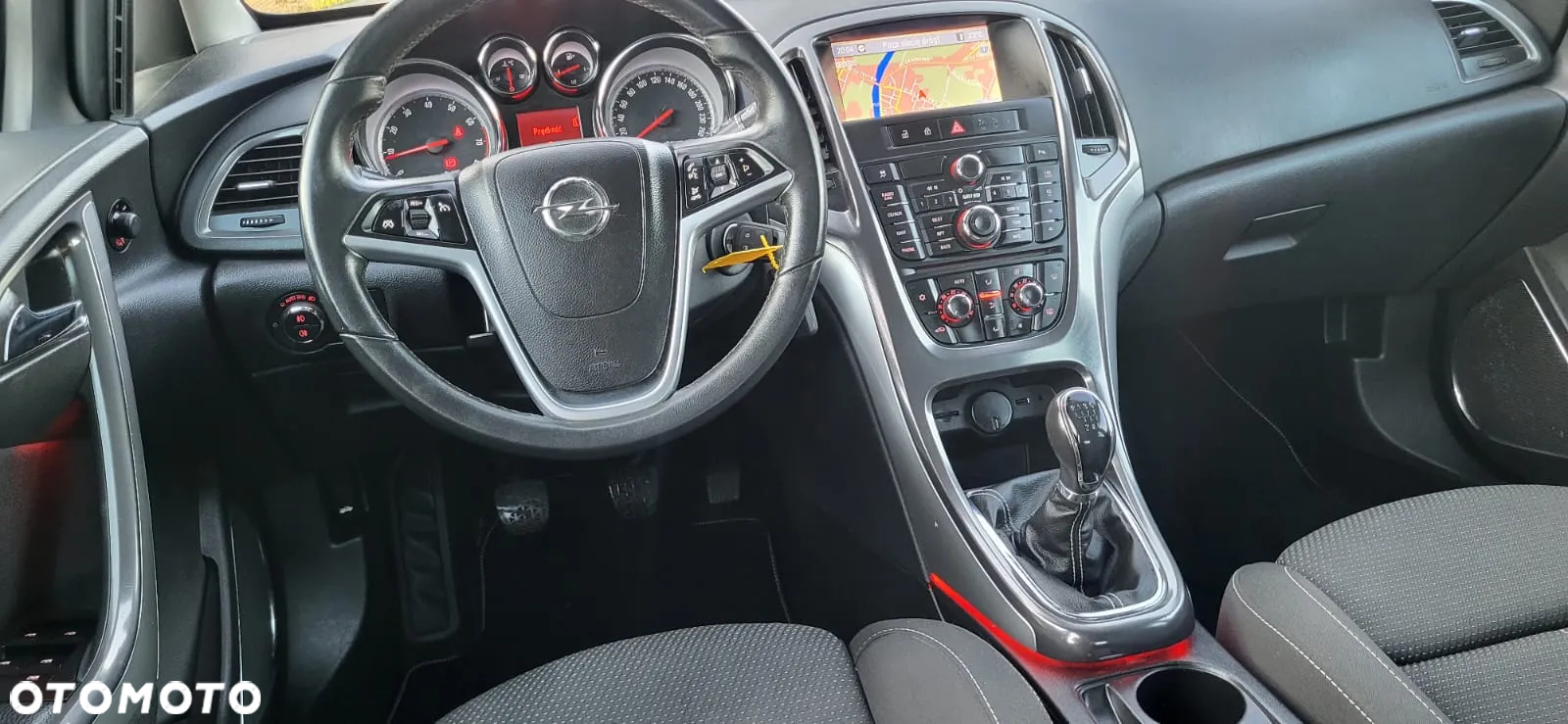 Opel Astra 1.4 Turbo Cosmo - 7