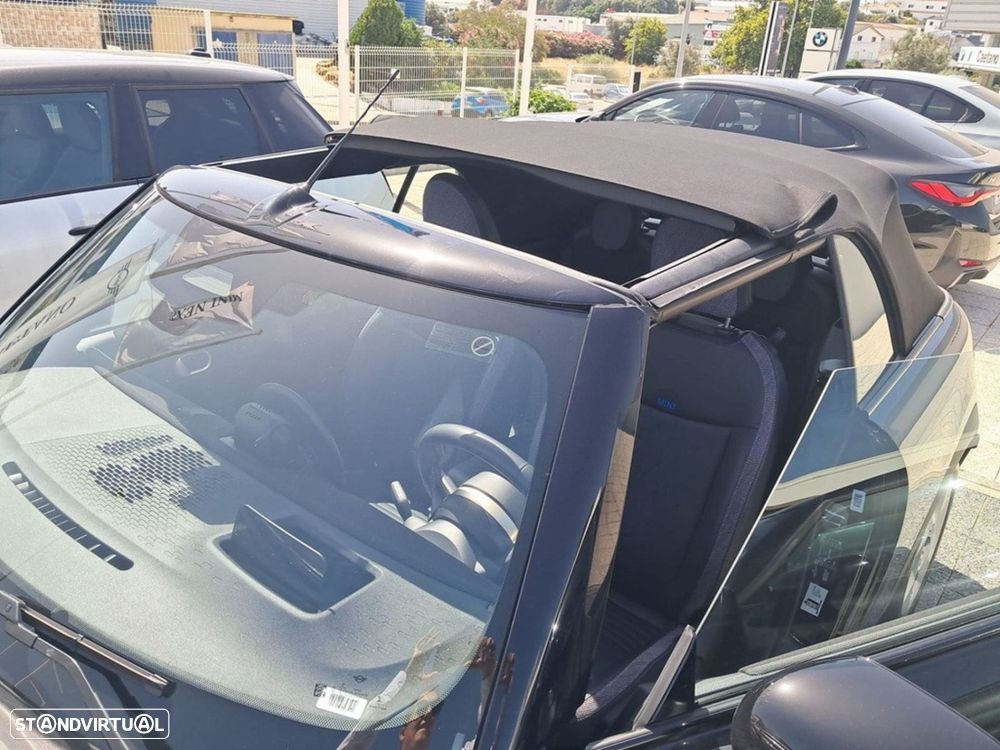 MINI Cabrio Cooper Auto - 13