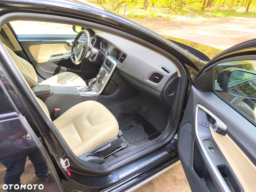 Volvo V60 - 10