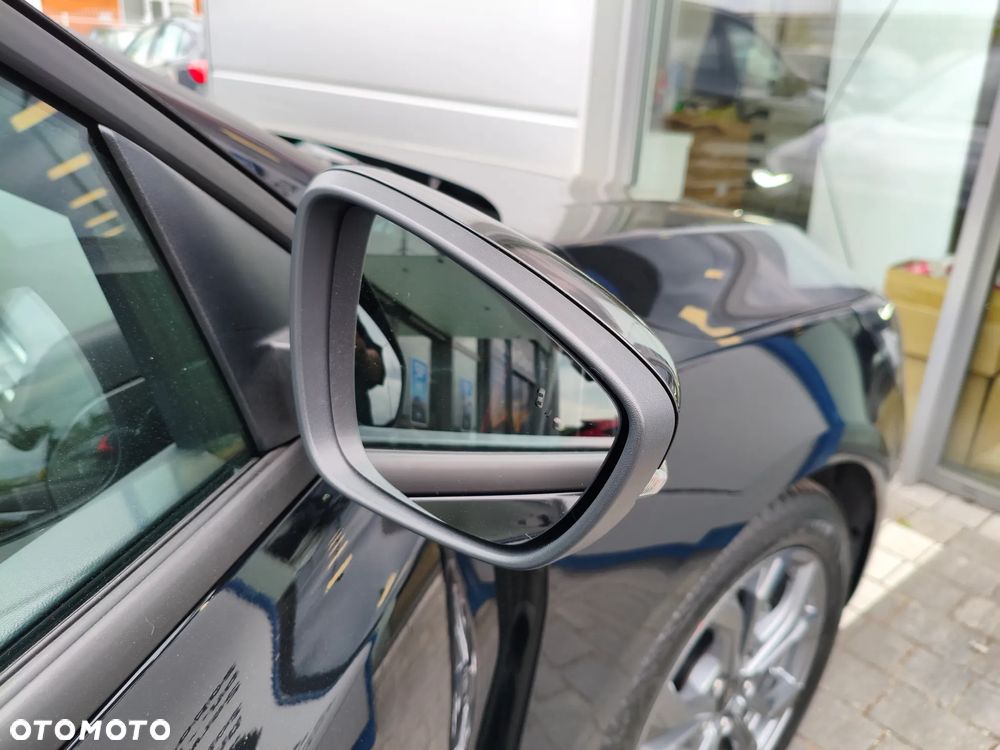 Ford Focus 1.0 EcoBoost mHEV ST-Line X - 38